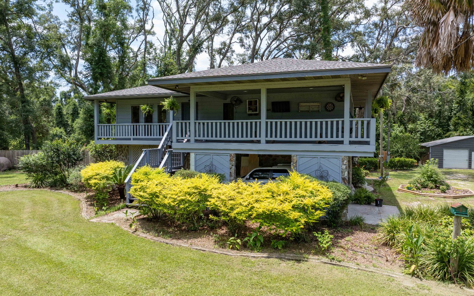 838 NW Banta Acres Rd