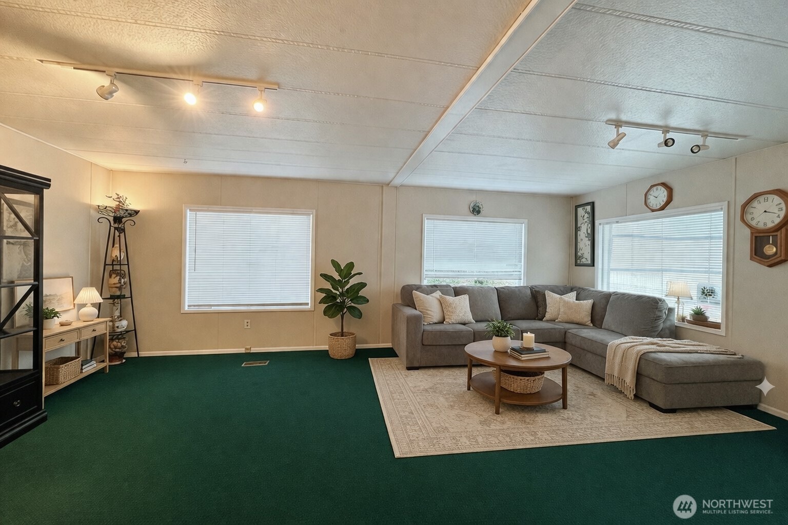 1200 Lincohn Street 301