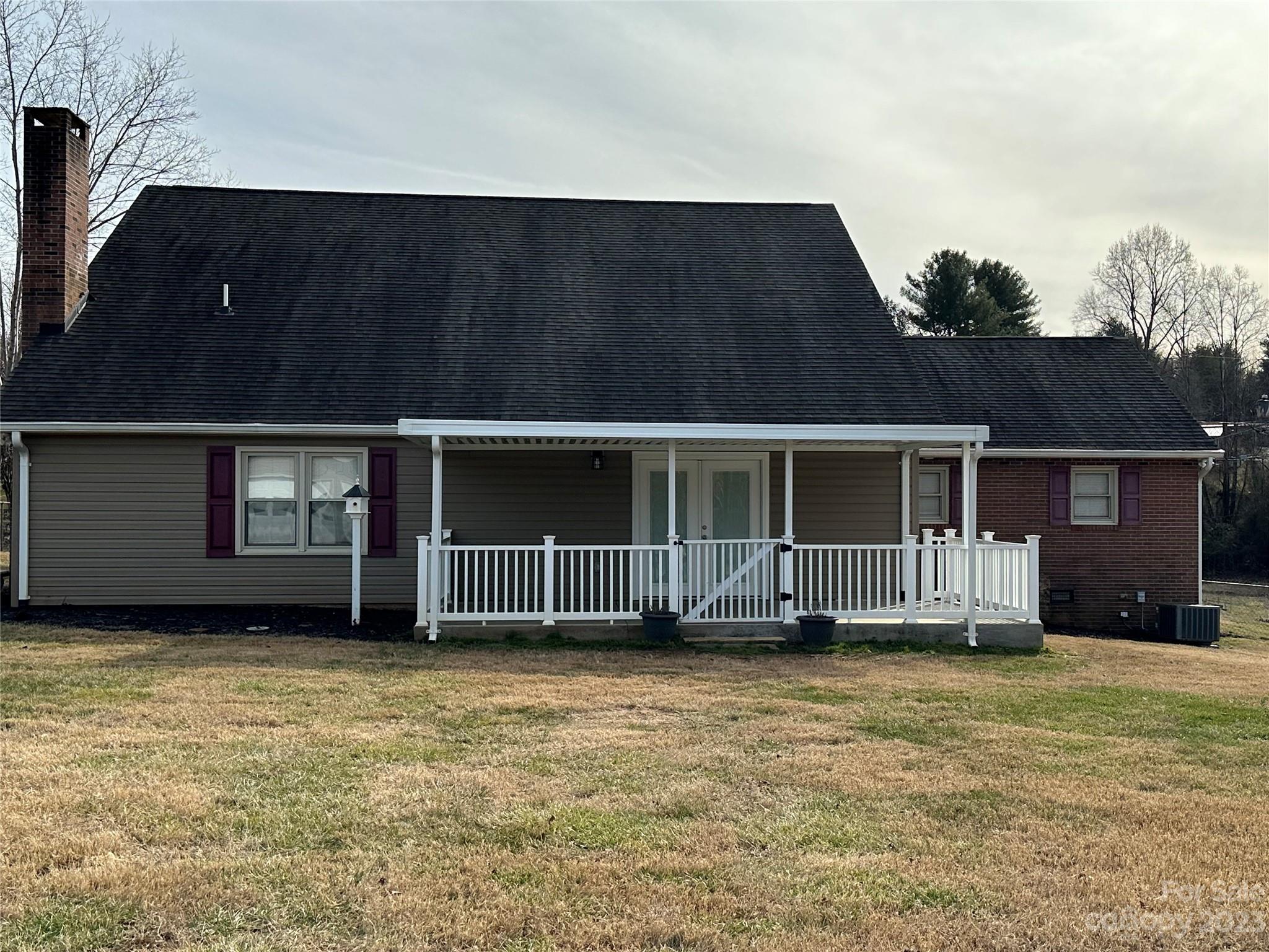 2411 Allendale Circle