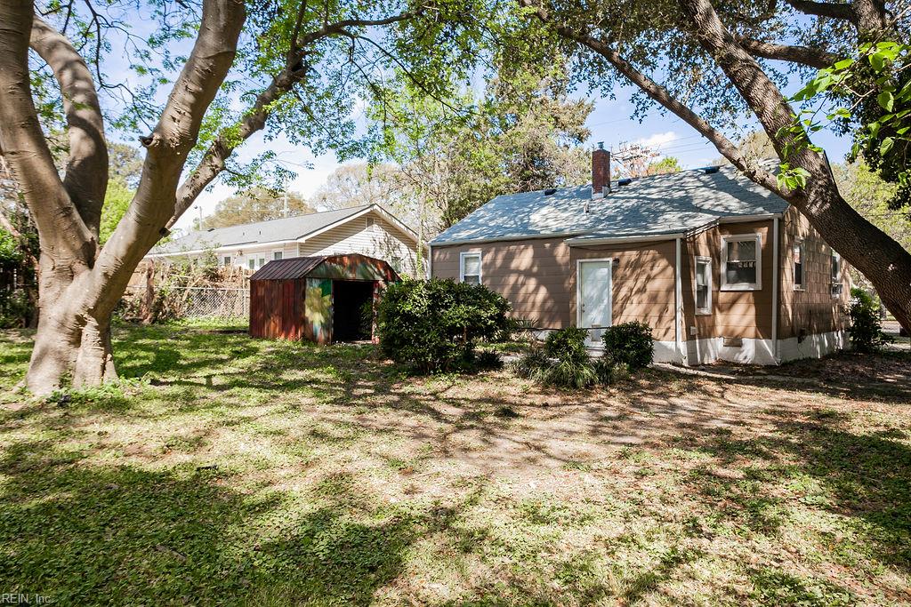 593 Thole Street