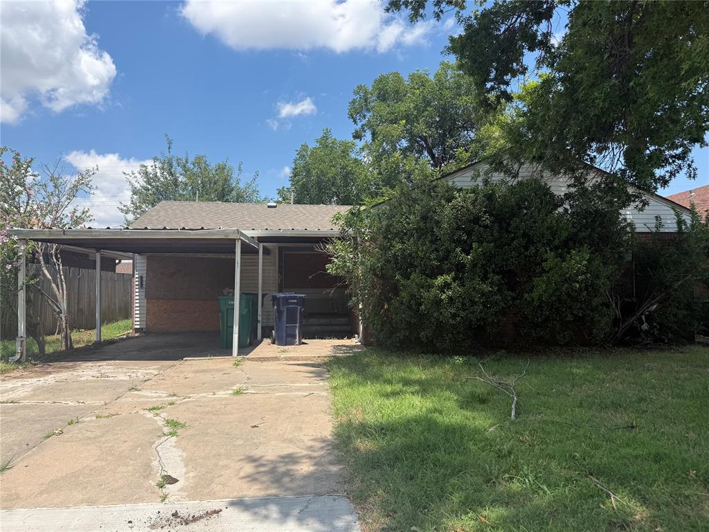 This single-story home is being sold strictly as-is, with the buyer's right to inspect before closing. It's a solid candidate for an investor or someone comfortable rolling up their sleeves — "fixer-upper" is putting it mildly, so come in with realistic expectations and a contractor's eye rather than a move-in-ready mindset. For the right buyer — someone looking to renovate, flip, or add to a rental portfolio — this could represent solid upside once cleaned up and modernized. Priced and positioned accordingly.