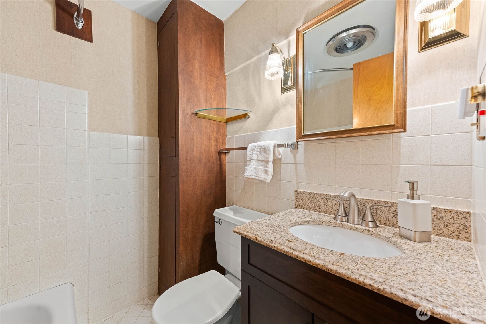 17015 32nd Avenue NE