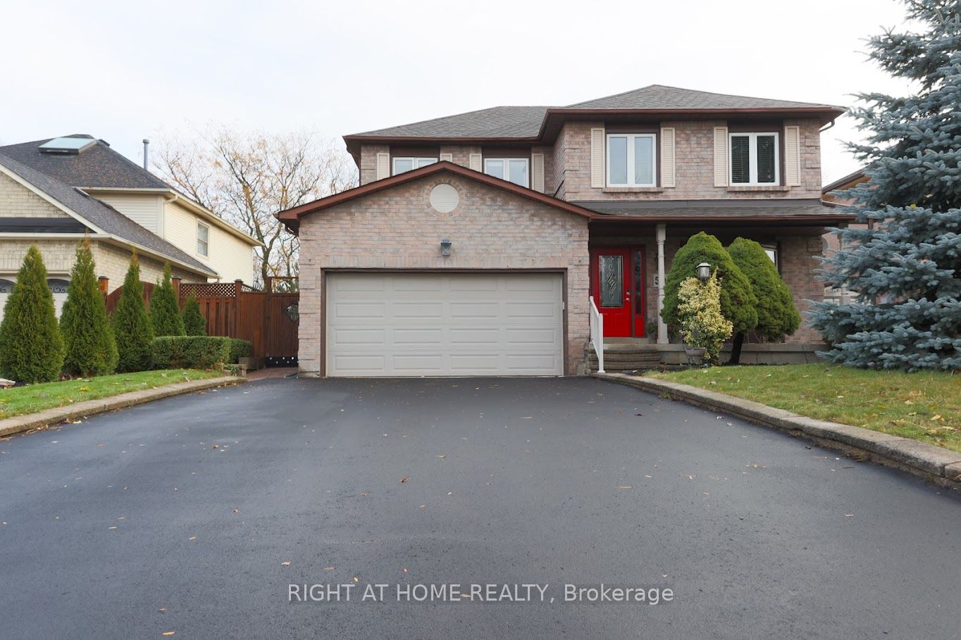 591 N Dunrobin Crt