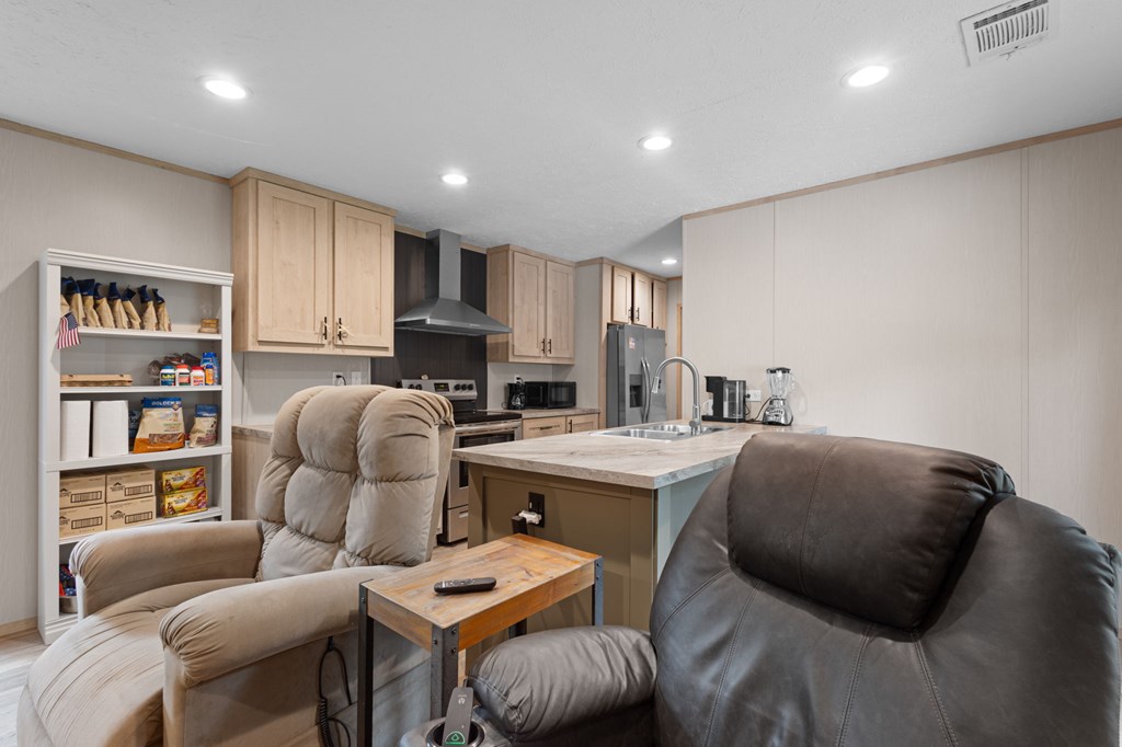 301 NE 386th Ave