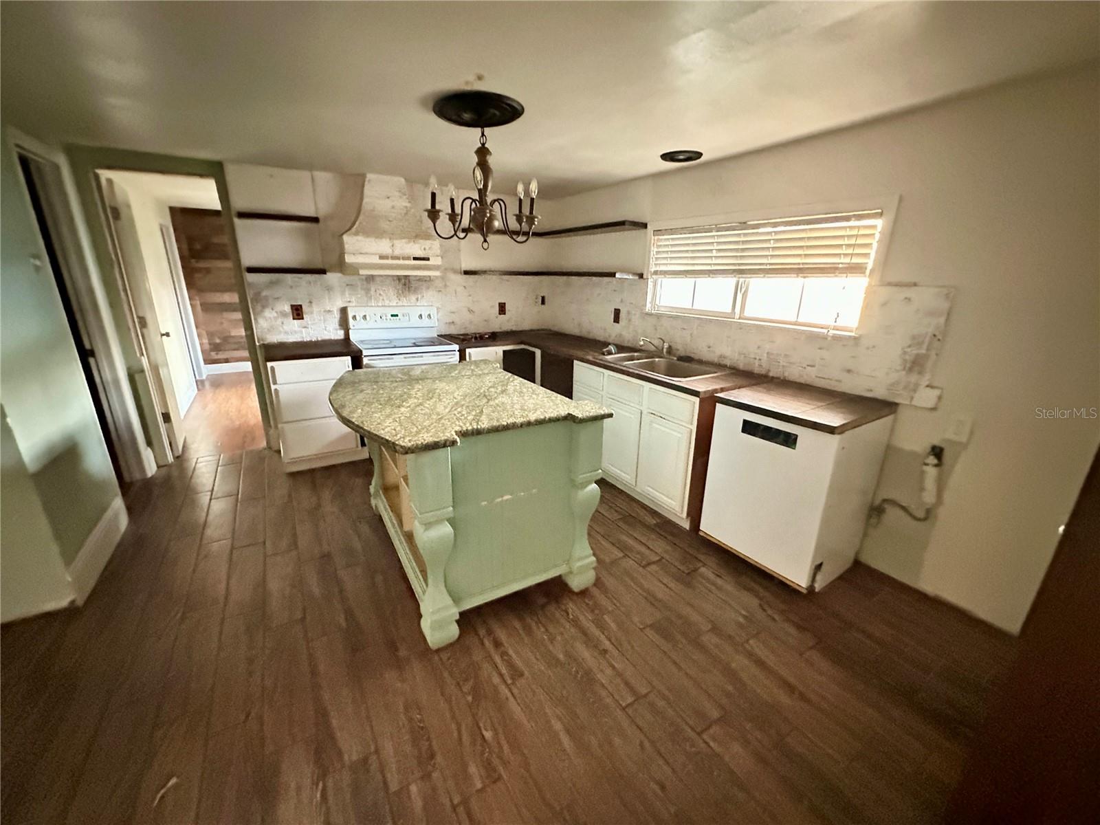 3521 Sumner Road