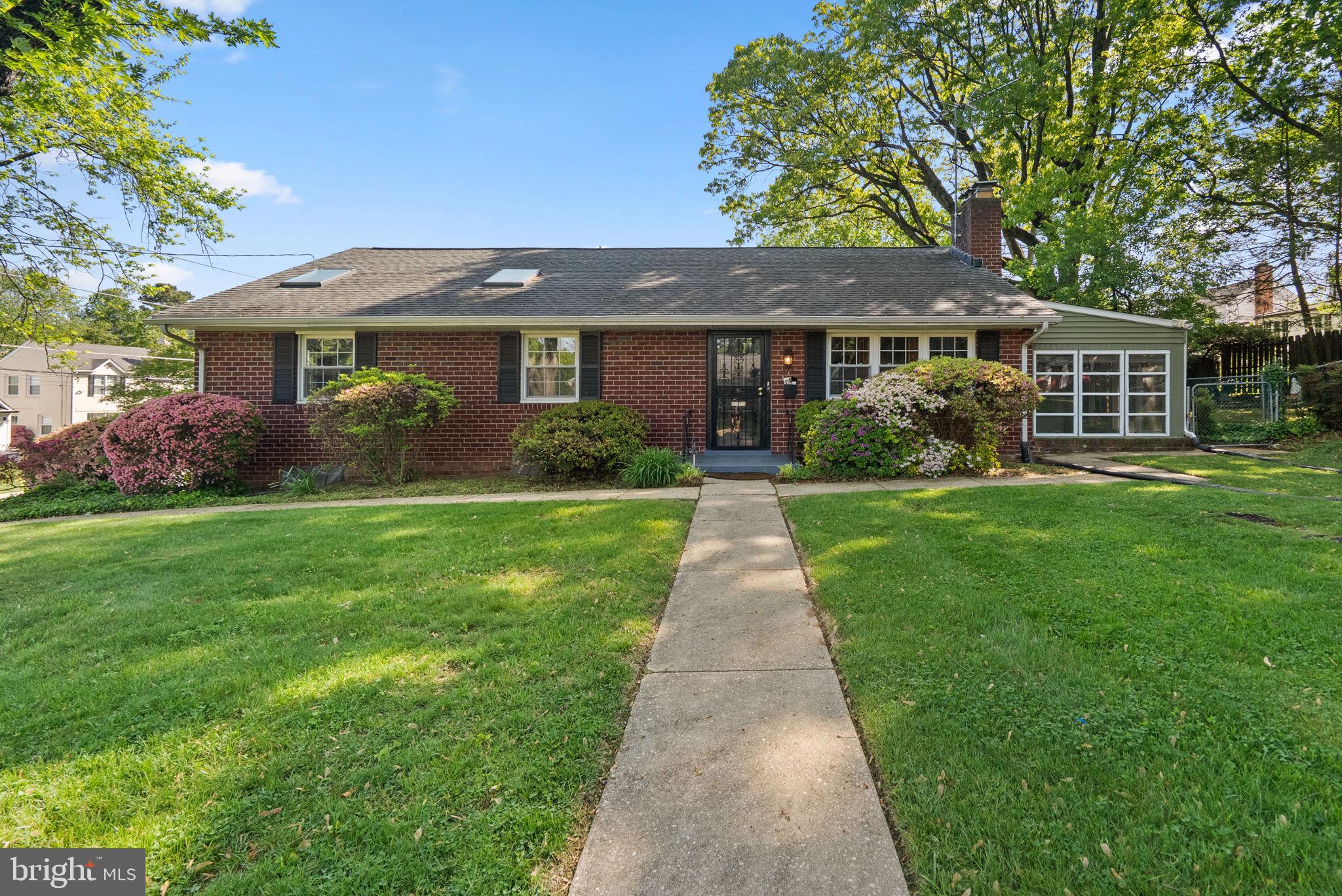 9807 Merwood Lane