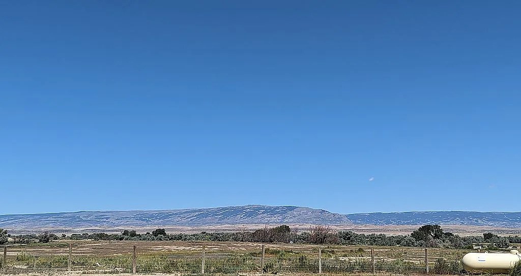 725 Road 6 1/2