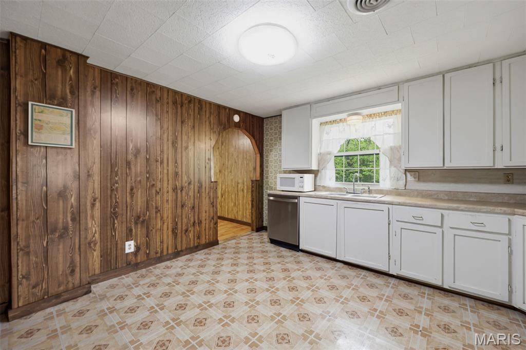 12489 John Smith Road