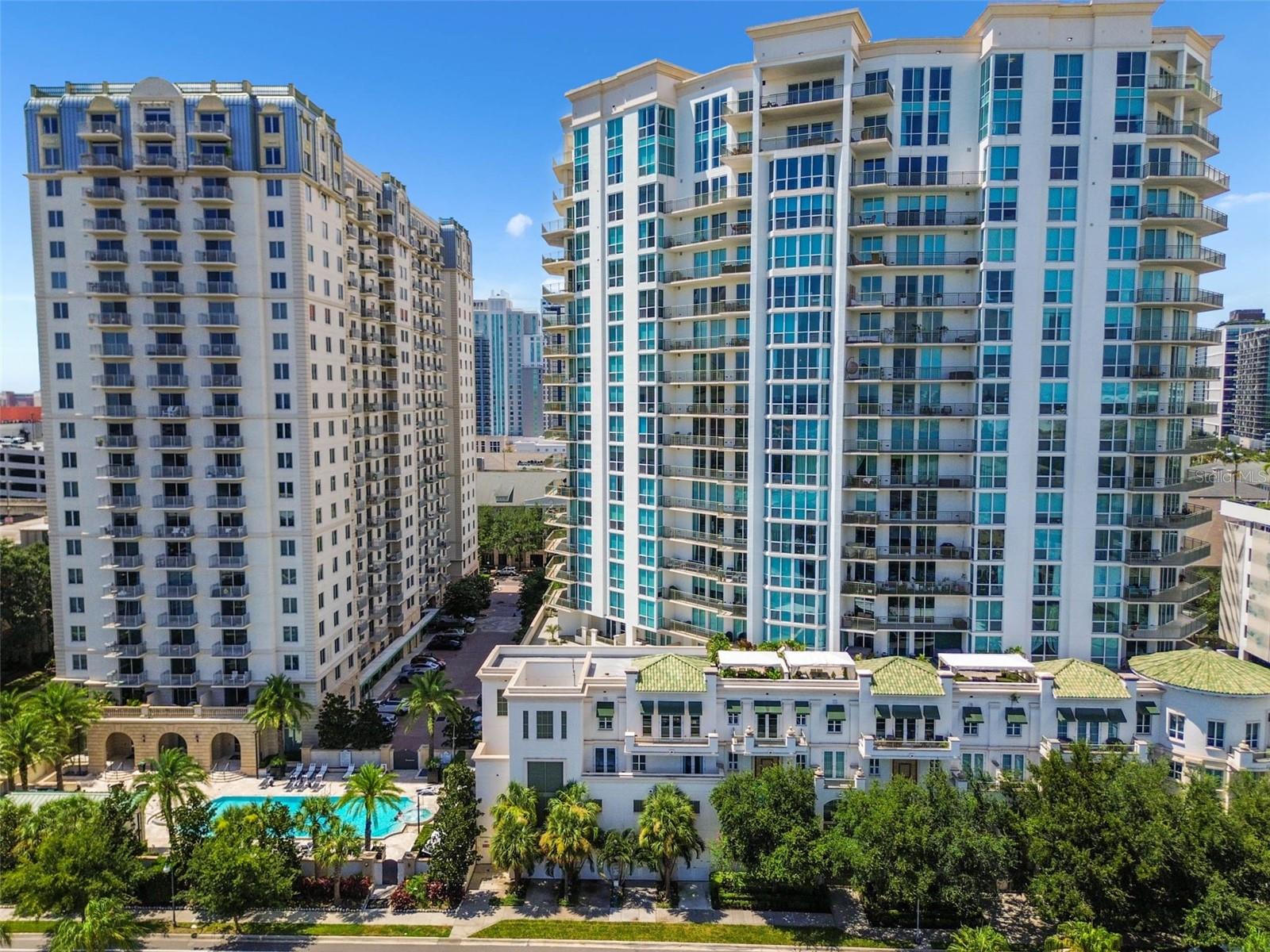 ONE OF THE MOST GORGEOUS AND DESIRABLE CONDO'S IN ALL OF TAMPA.  THIS CONDO HAS IT ALL, ELEGANCE, FUNCTIONALITY, LOCATION, METICULOUSLY MAINTAINED, COMPLETELY UPDATED, AND THE SETTING....LOCATED ON HARBOUR ISLAND, ONE OF THE MOST SOUGHT AFTER LOCATIONS IN ALL OF TAMPA.   CLOSE PROXIMITY TO AMALIE ARENA, SPARKMAN WHARF, WATER STREET, RIVER WALK, UNIVERSITY OF TAMPA,   THIS CONDO HAS SPARED NO EXPENSE IN THE REMODEL, GORGEOUS KITCHEN WITH INCREDIBLE STONE COUNTERS, UPGRADED APPLIANCES, 11 FOOT CEILINGS IN THE GREAT ROOM WITH FRENCH DOORS AND TRANSOMS, 2 SEPARATE BALCONIES LOCATED ON EACH FLOOR,  ELEGANT LIGHTING THROUGHOUT, LOTS OF STORAGE, UNDER BUILDING PARKING WITH 2 RESERVED SPOTS RIGHT NEXT TO THE 3RD FLOOR PRIVATE ENTRANCE.   THE AMENITIES IN THE PLAZA INCLUDE A RESORT STYLE INFINITI EDGE HEATED POOL AND SPA, VALET PARKING, FULL TIME CONCIERGE, 24/7 SECURITY, PROPERTY MANAGER, GAME/MEDIA ROOM, FORMAL ENTERTAINMENT ROOM, FULLY EQUIPPED FITNESS CENTER.  THIS CONDO HAS IT ALL IN AN AREA THAT IS SECOND TO NONE.