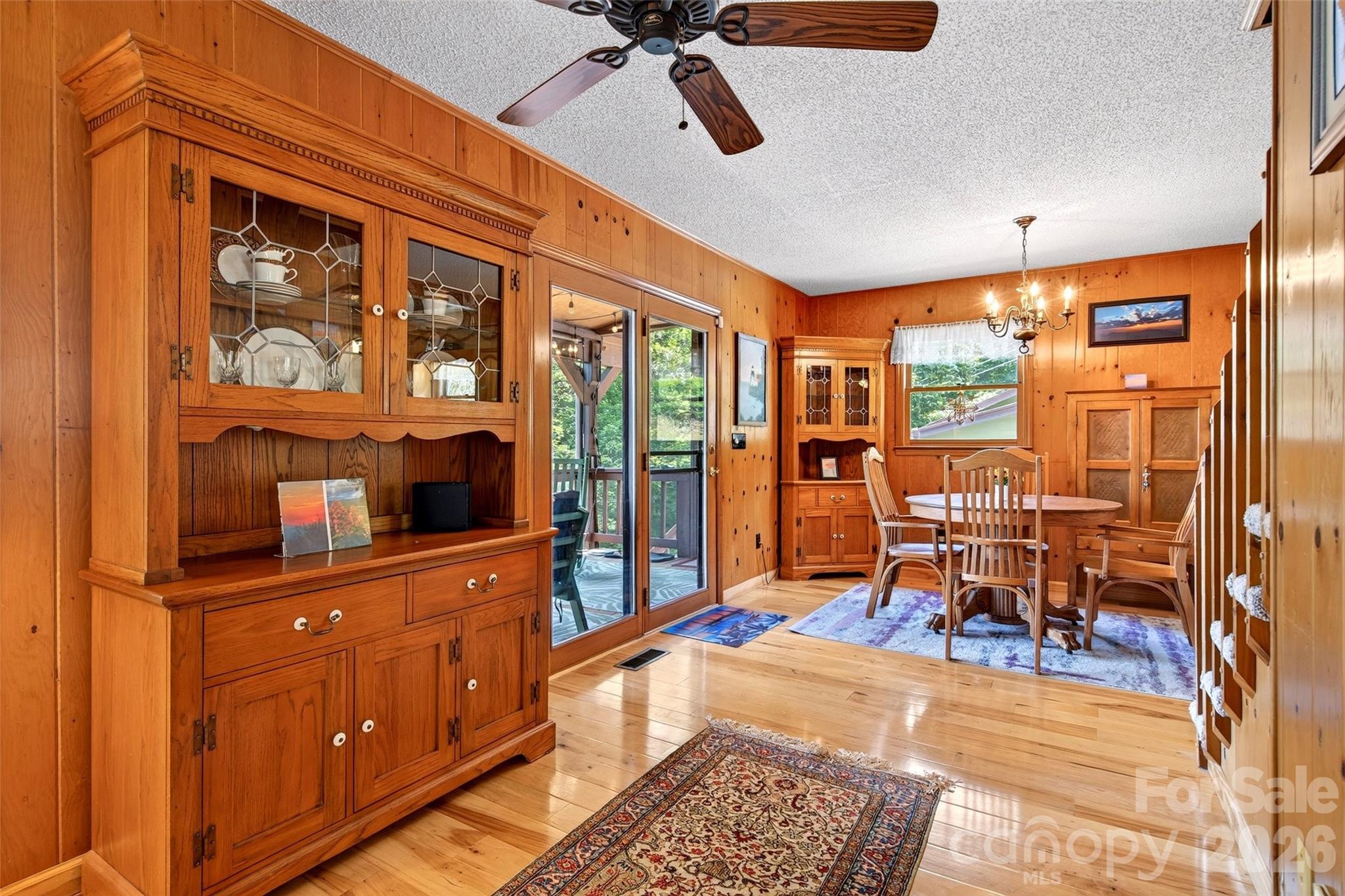 1347 Wipprecht Drive