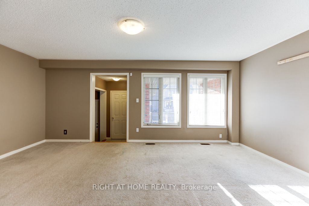 104 Burke St
