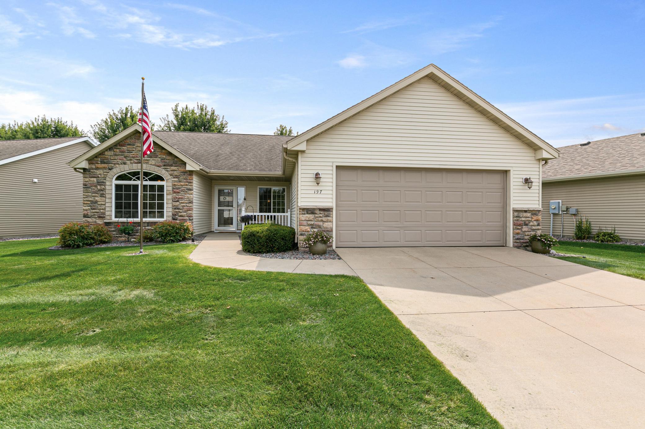 197 Glenview Loop