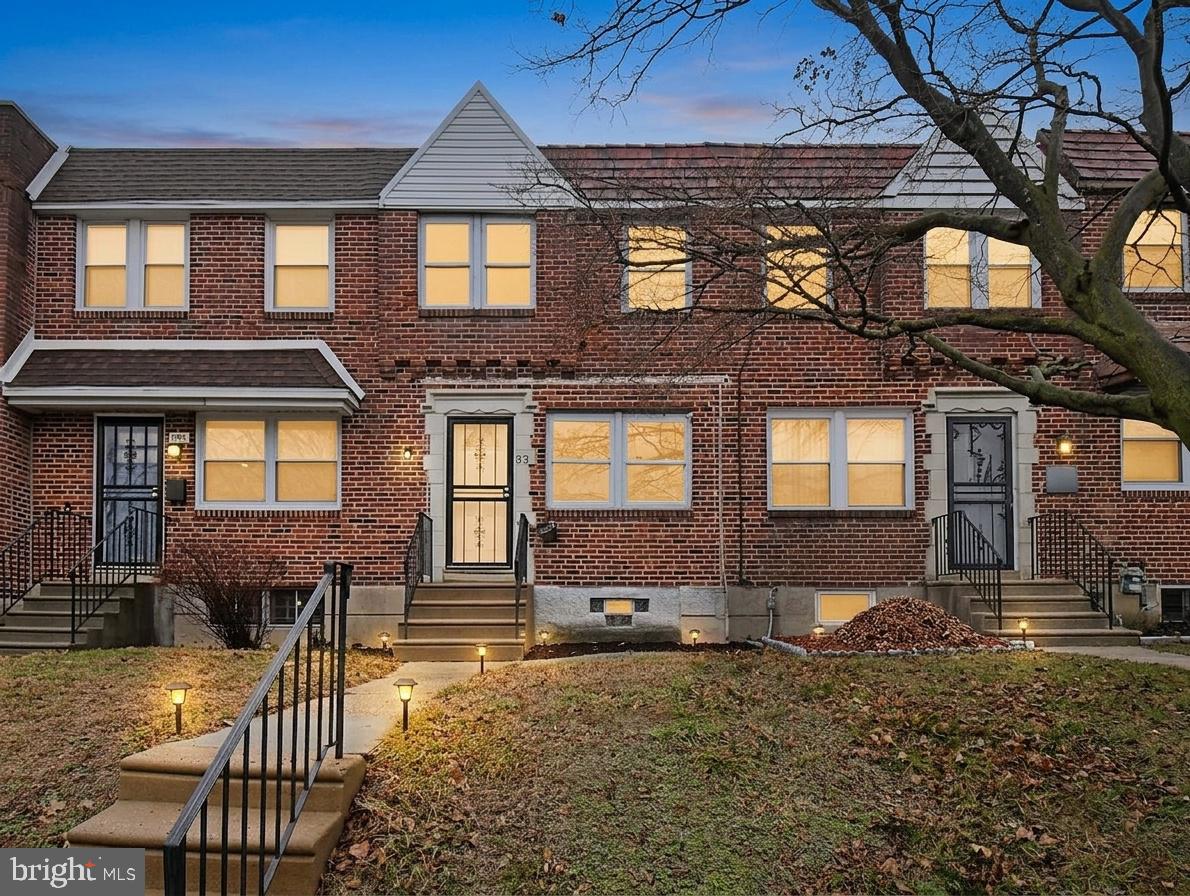 1107 E Sharpnack Street