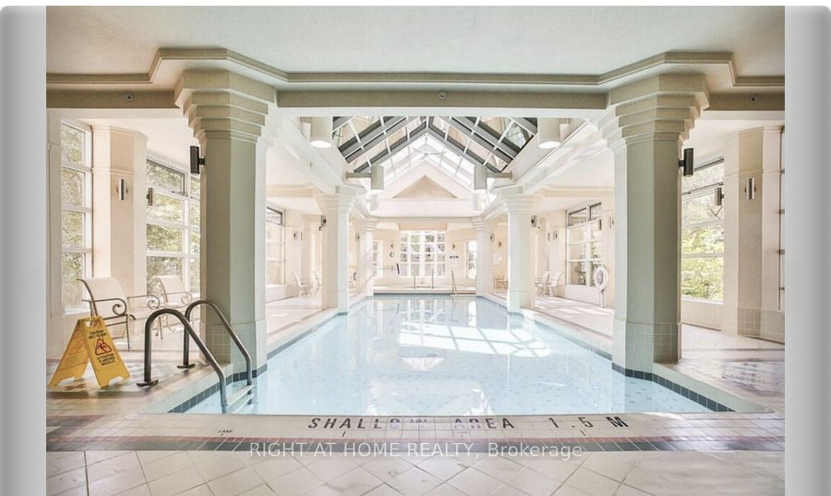1 Palace Pier Crt 2611