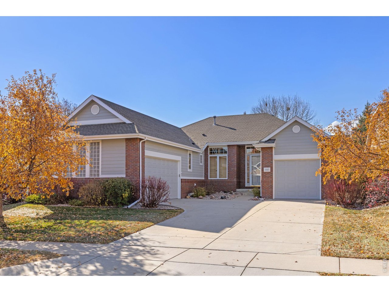 Gorgeous and rare Fossil Lake patio home in the Ledgestone Hamlet! This spacious home with high-end, elegant finishes throughout, will not disappoint. Walking in you are immediately welcomed by beautiful wood floors and a generously sized living space that flows easily into the kitchen, dining, and family room. The open kitchen makes hosting and your daily routine easy with countertop seating and a perfect flow to your family room and private back patio. A main floor primary bedroom with luxurious en-suite bath and enormous primary closet is private and serene. Two additional main floor bedrooms with their own full bath is the perfect home layout. The finished basement has an oversized flex room and additional private room that could be used for an office, art studio, gym, and much more. This home has an active radon mitigation system, owned solar panels, and a large unfinished storage room. The HOA fee covers exterior maintenance including mowing and trimming, snow removal, gutter cleaning, and trash. The south Fort Collins location cannot be beat with nearby parks, schools, shopping, I-25 and all that Northern Colorado has to offer!