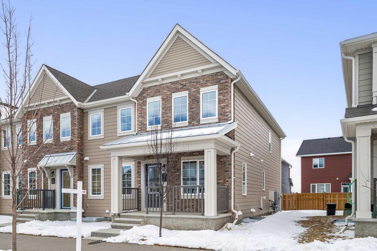 225 Yorkville Boulevard SW