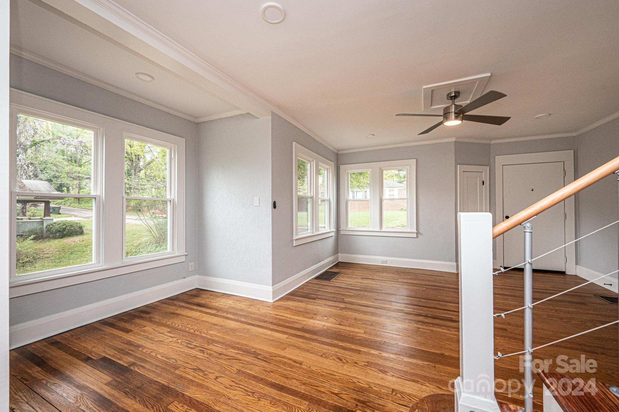 332 2nd Street Place SE