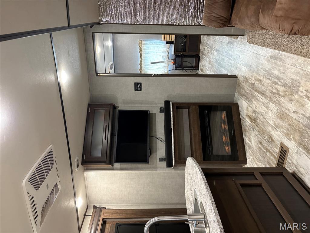 10255 Squaw Creek Rd