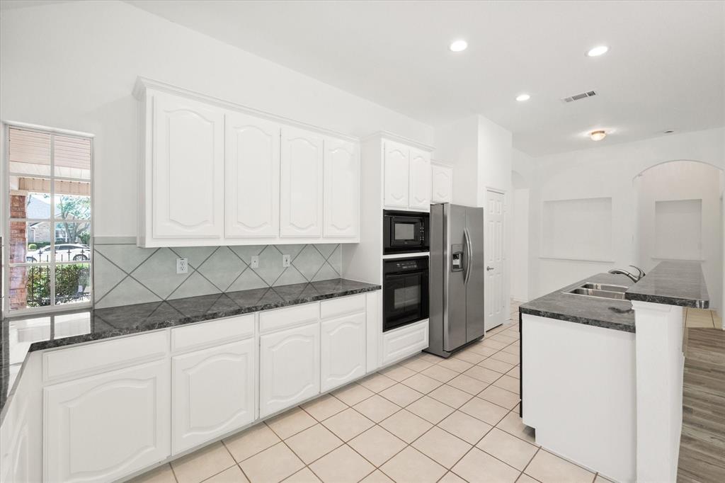 2724 Forest Lake Drive