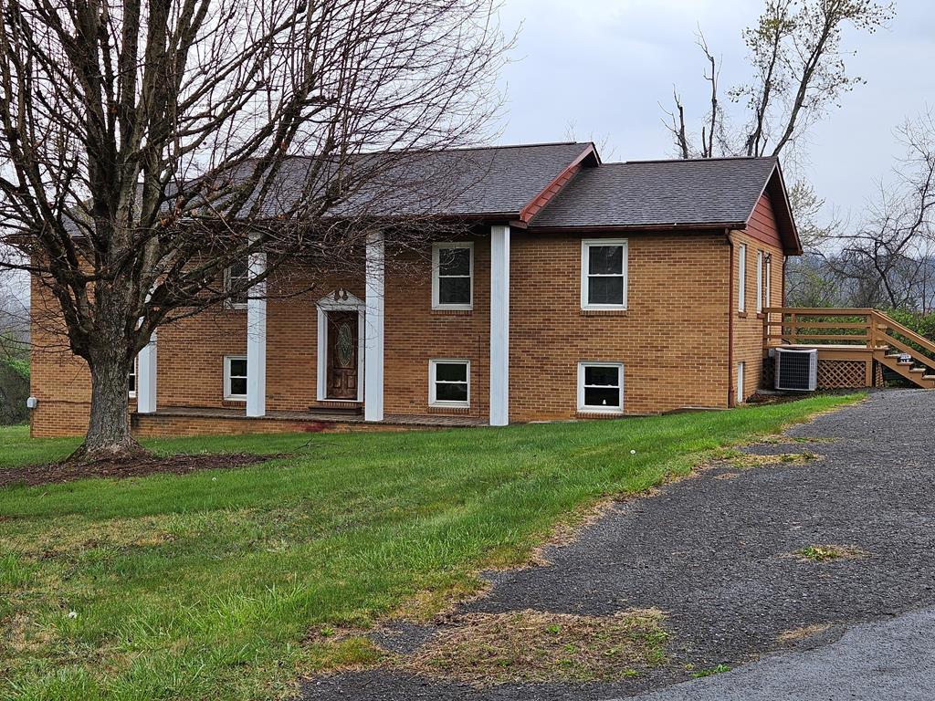 Honaker, Virginia 255 Swords Creek Road, Honaker, VA Residential For Sale