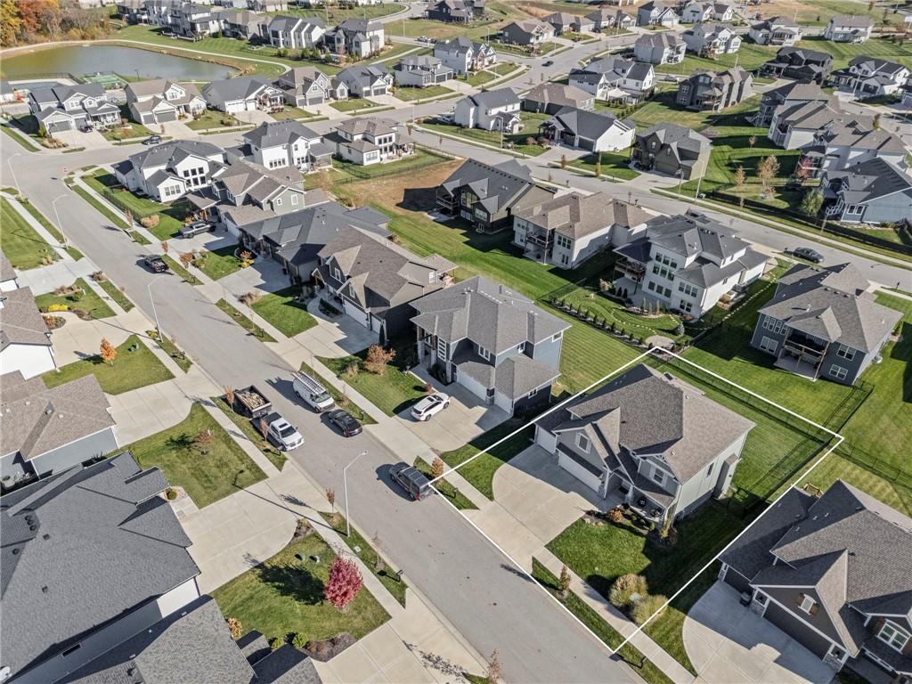 7613 N Tullis Avenue