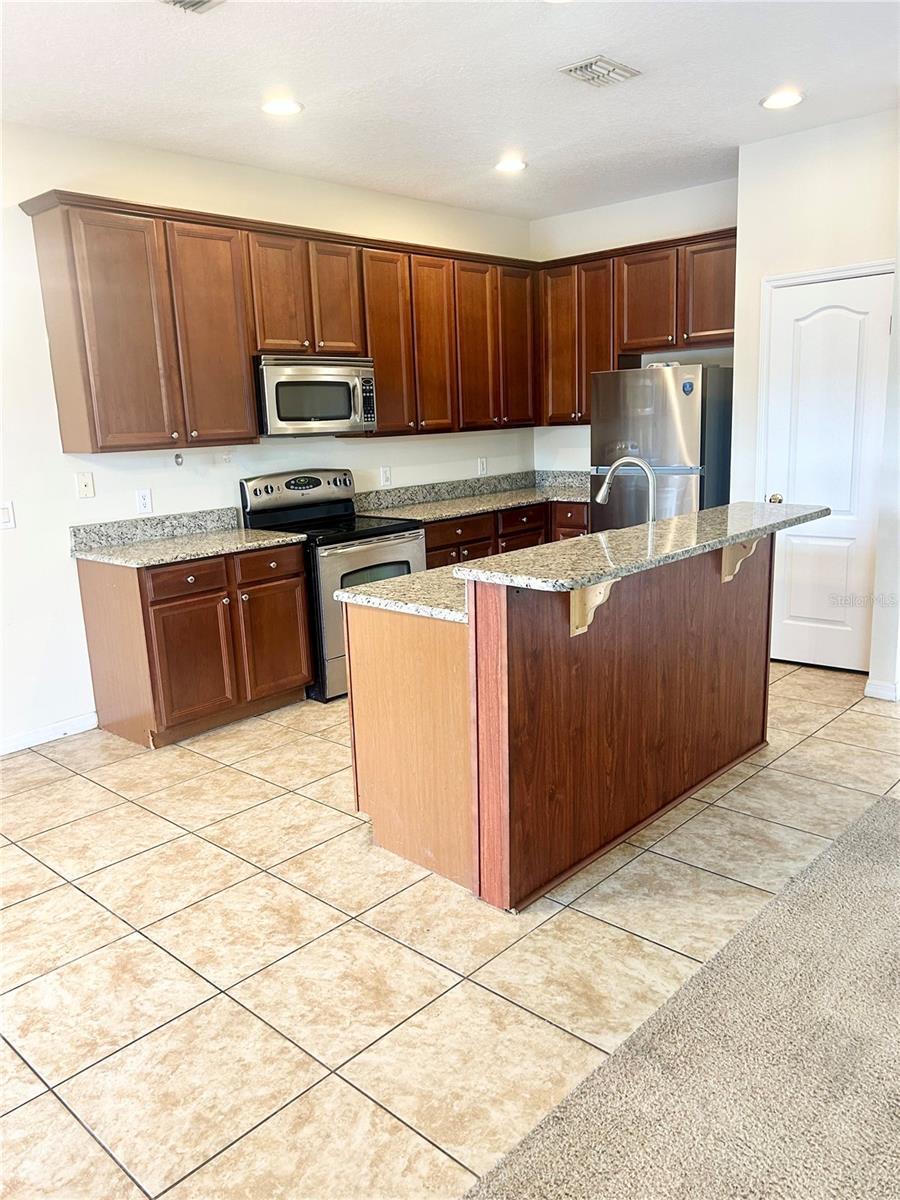 3807 Wood Thrush Drive