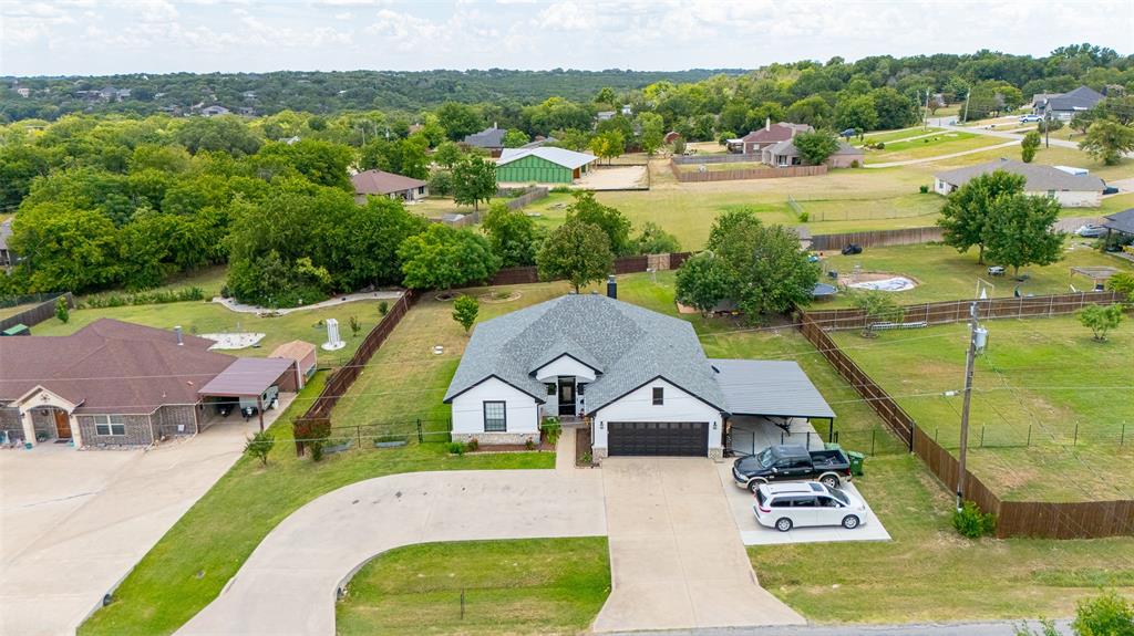 1305 E Apache Trail , Granbury, TX, 