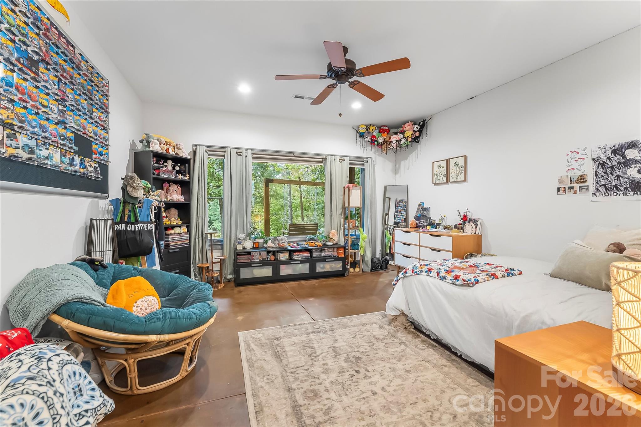 5069 Lighthouse Court