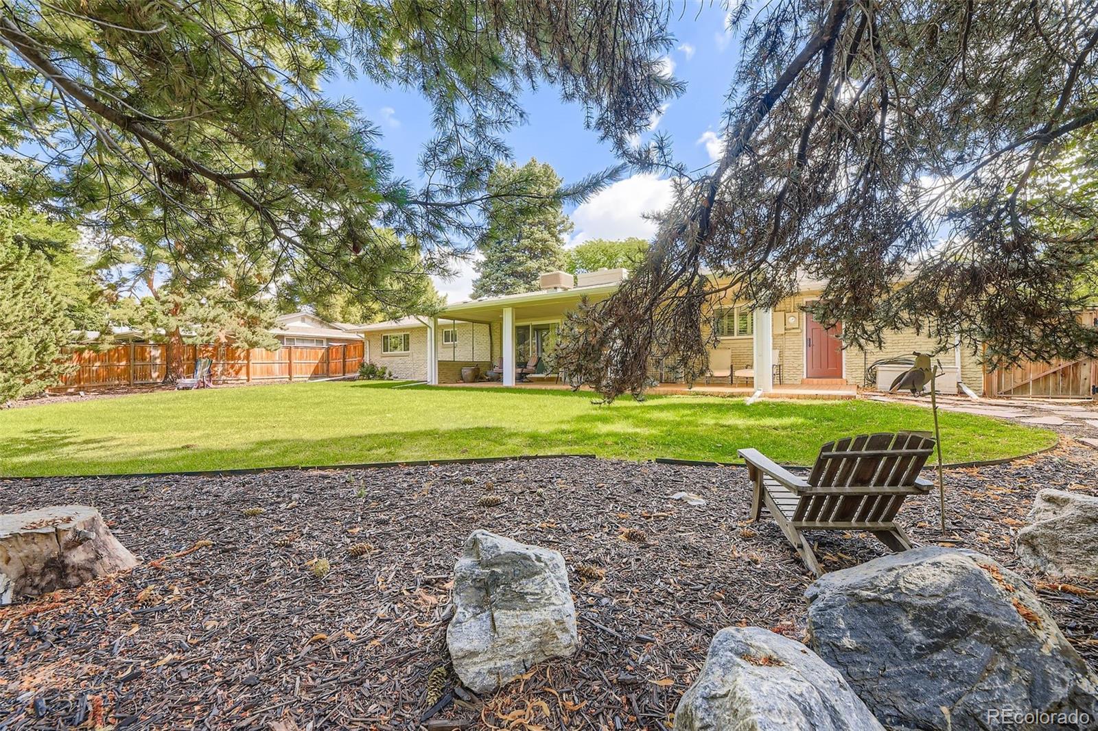 3843 S Elm Street