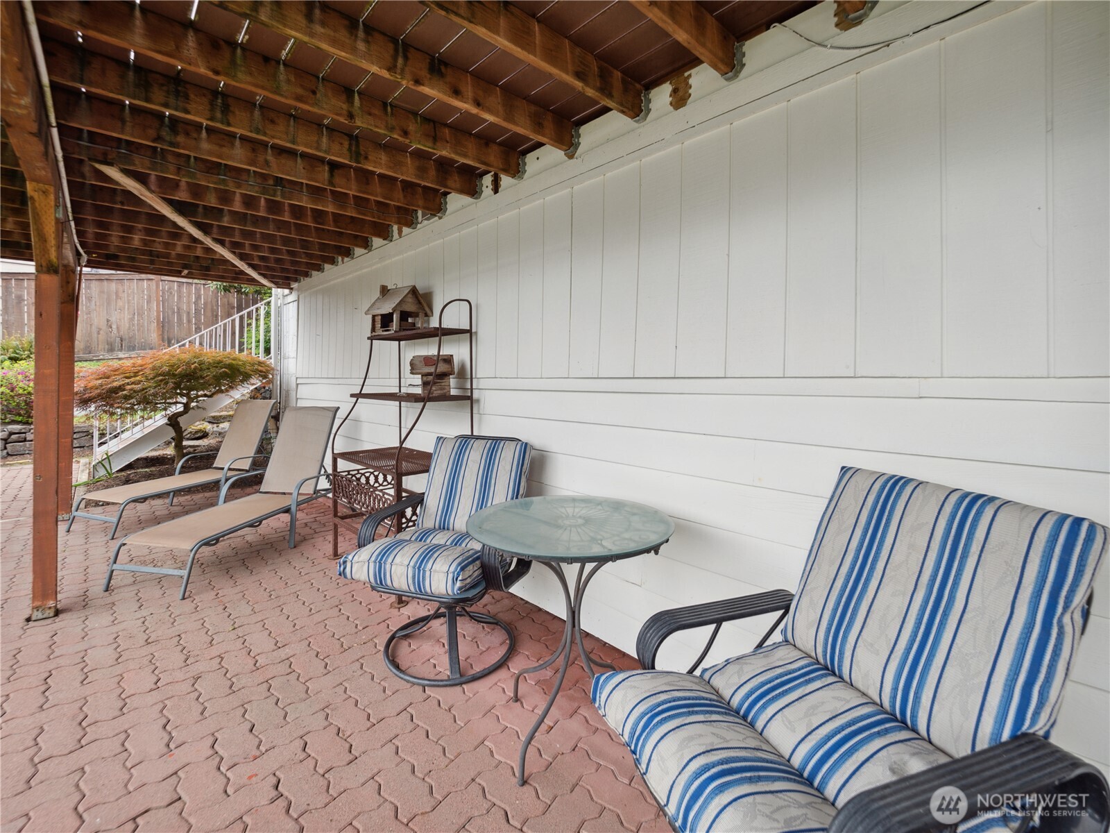 1119 Lake Vista Boulevard S
