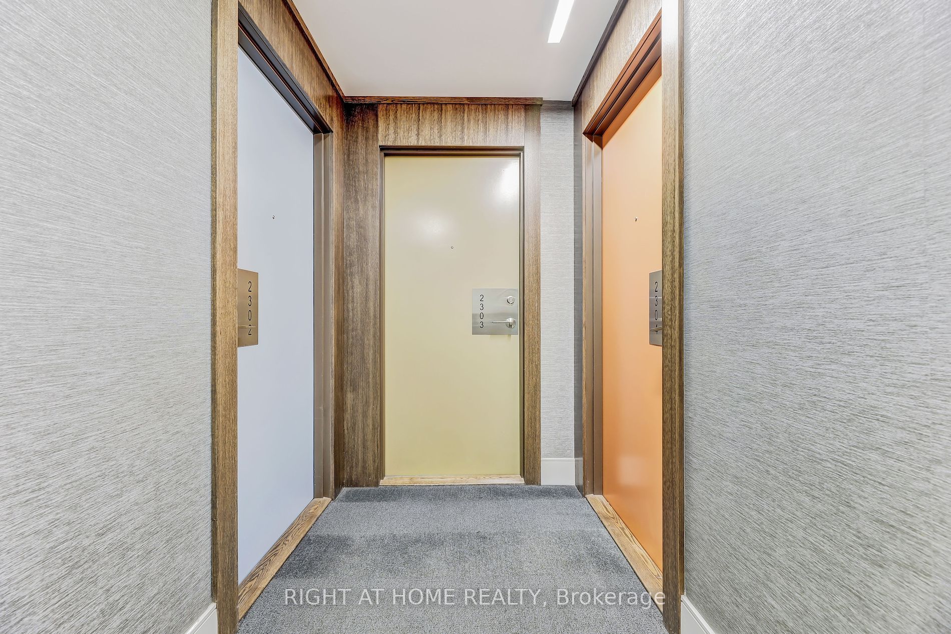 199 W Richmond St 2303