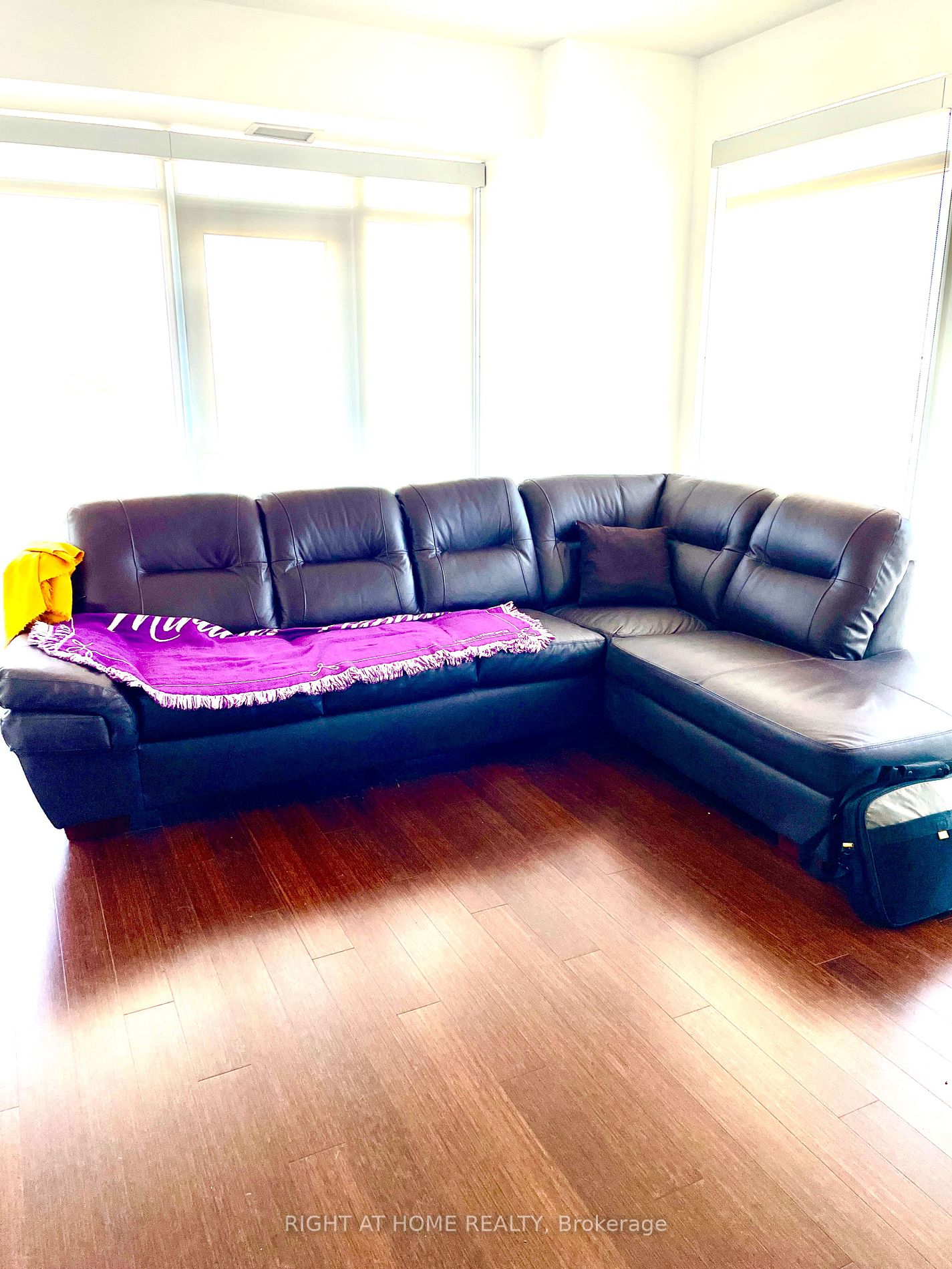 360 Square One Dr 1011