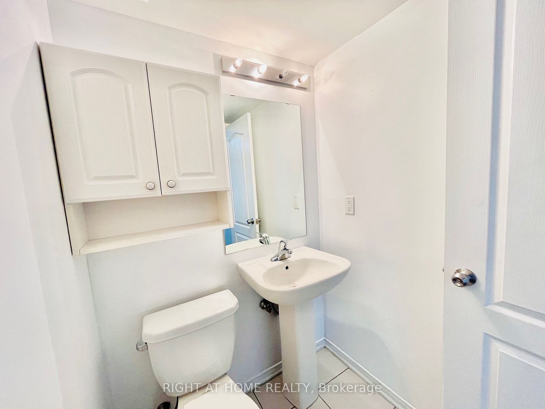 138 Widdecombe Hill Blvd 707