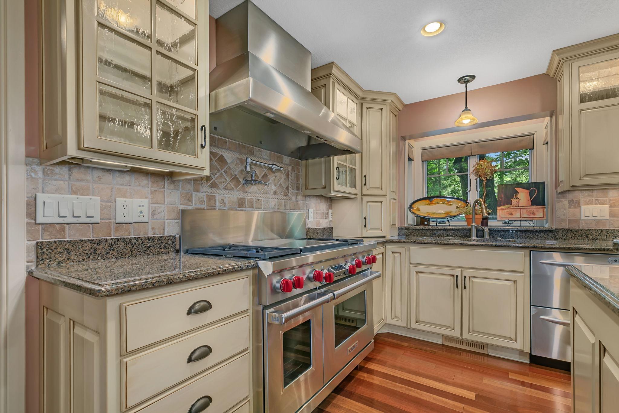 506 10th Street N