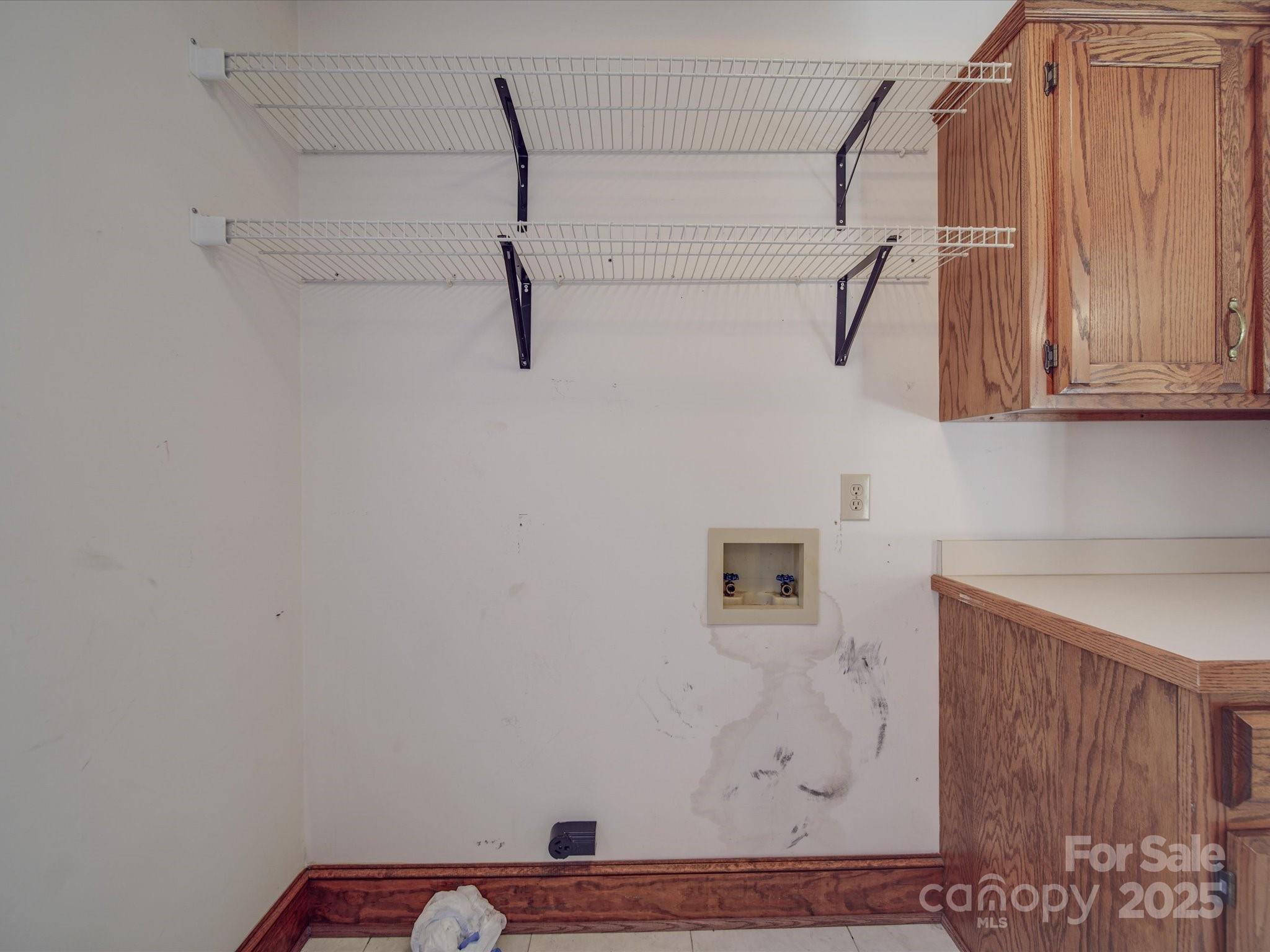 909 Woodhurst Drive
