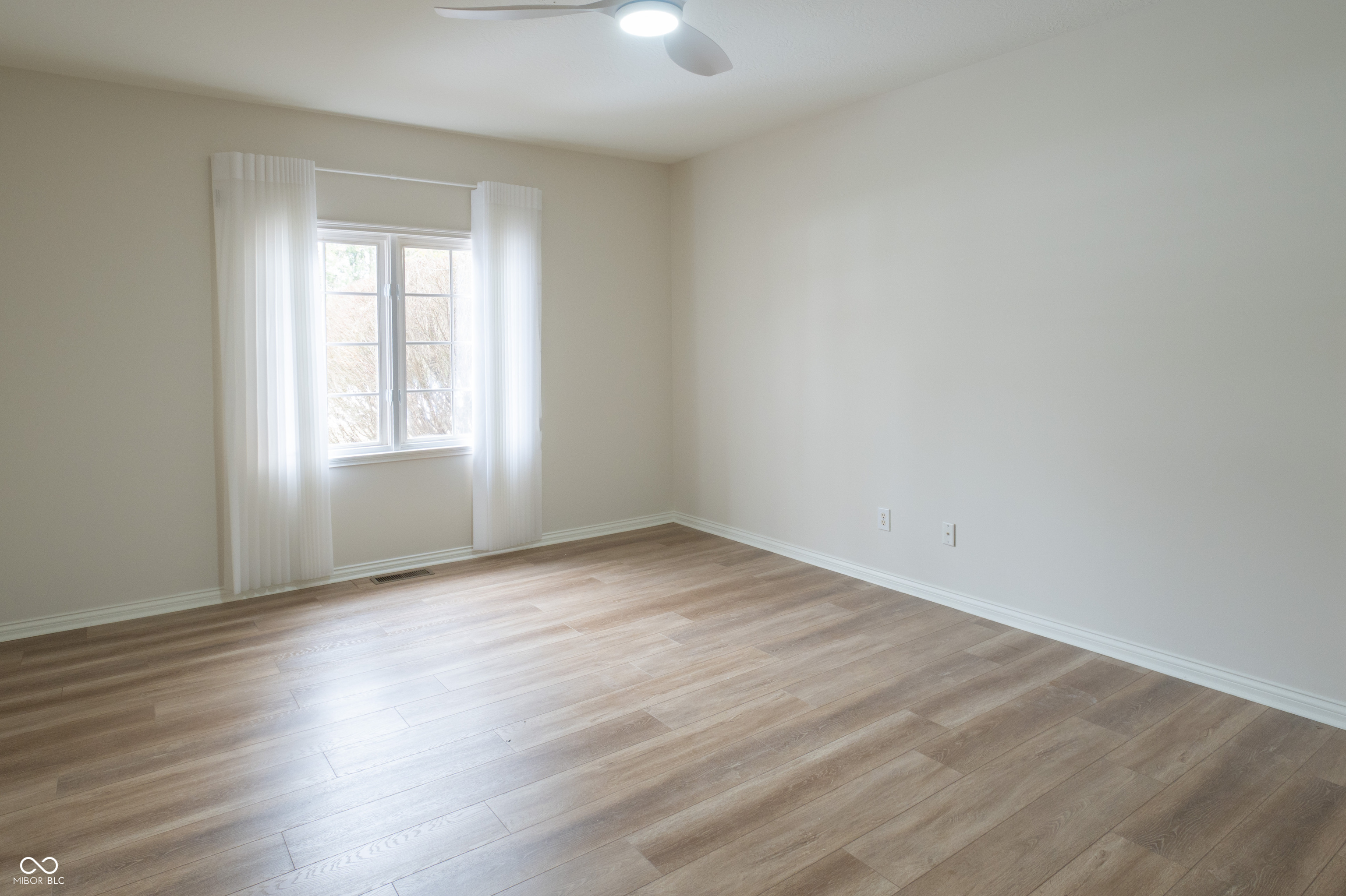 1701 Pathway Drive N