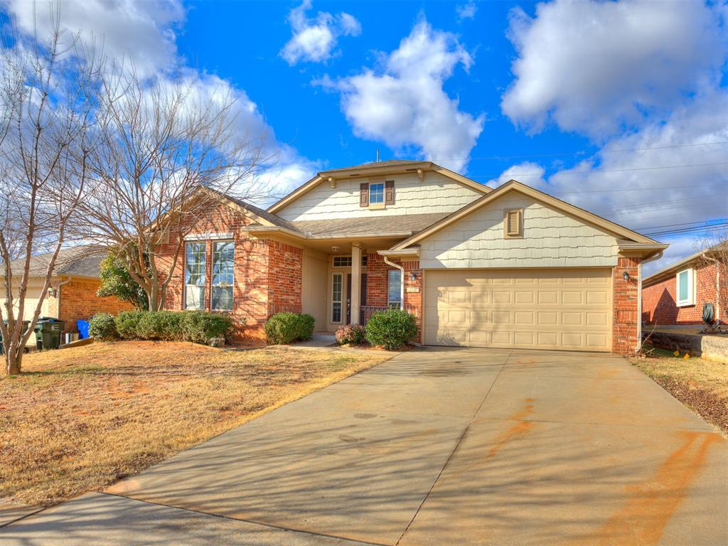 AVAILABLE NOW! Great 3 bedroom plus a STUDY with a great eat in kitchen, new carpet and paint throughout. This home features a large living room with a fireplace.