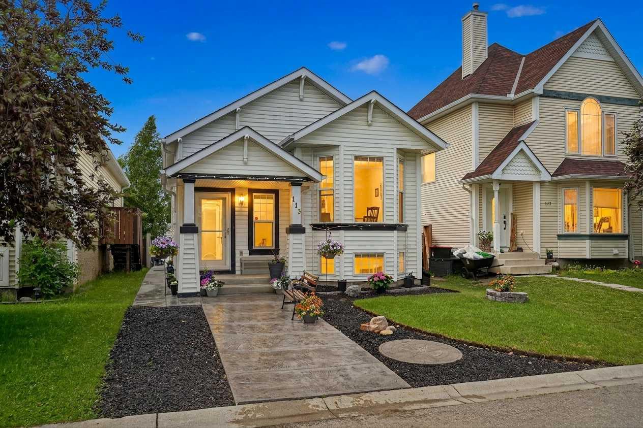 113 Mt Lorette Place SE