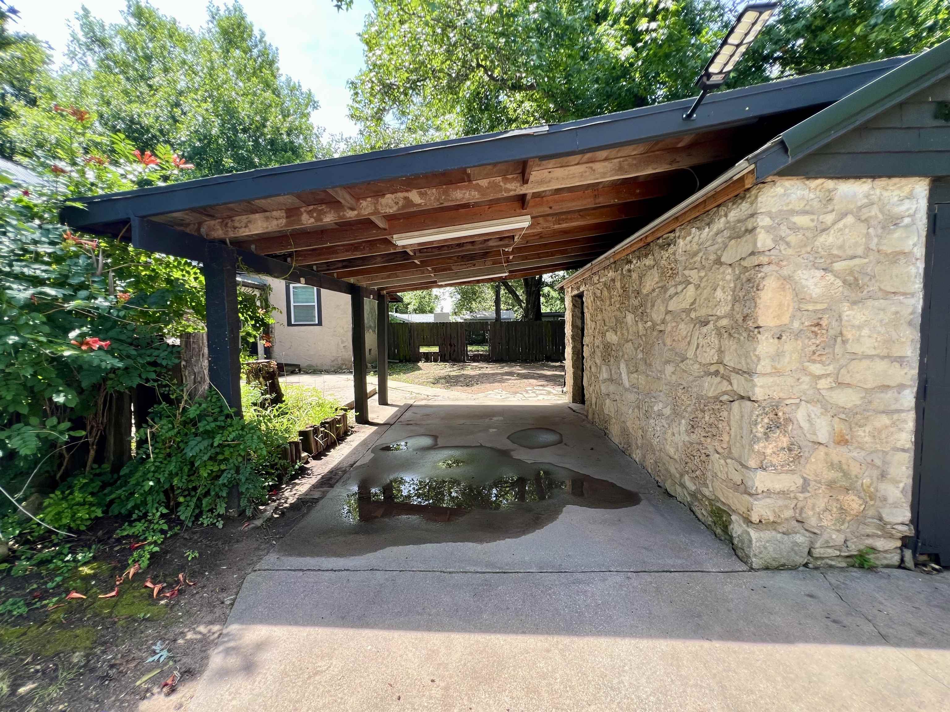 1825 N 9th