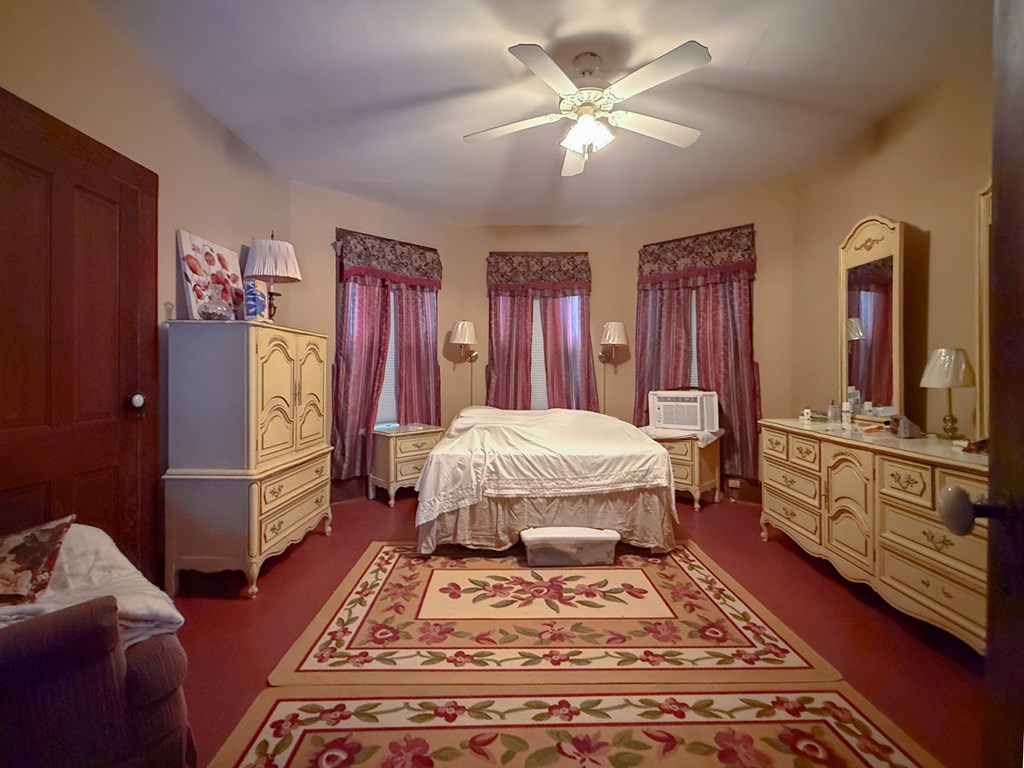539 Monroe Ave 262