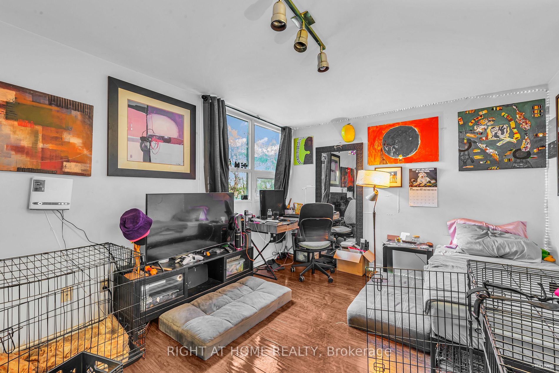 2323 Confederation Pkwy 408