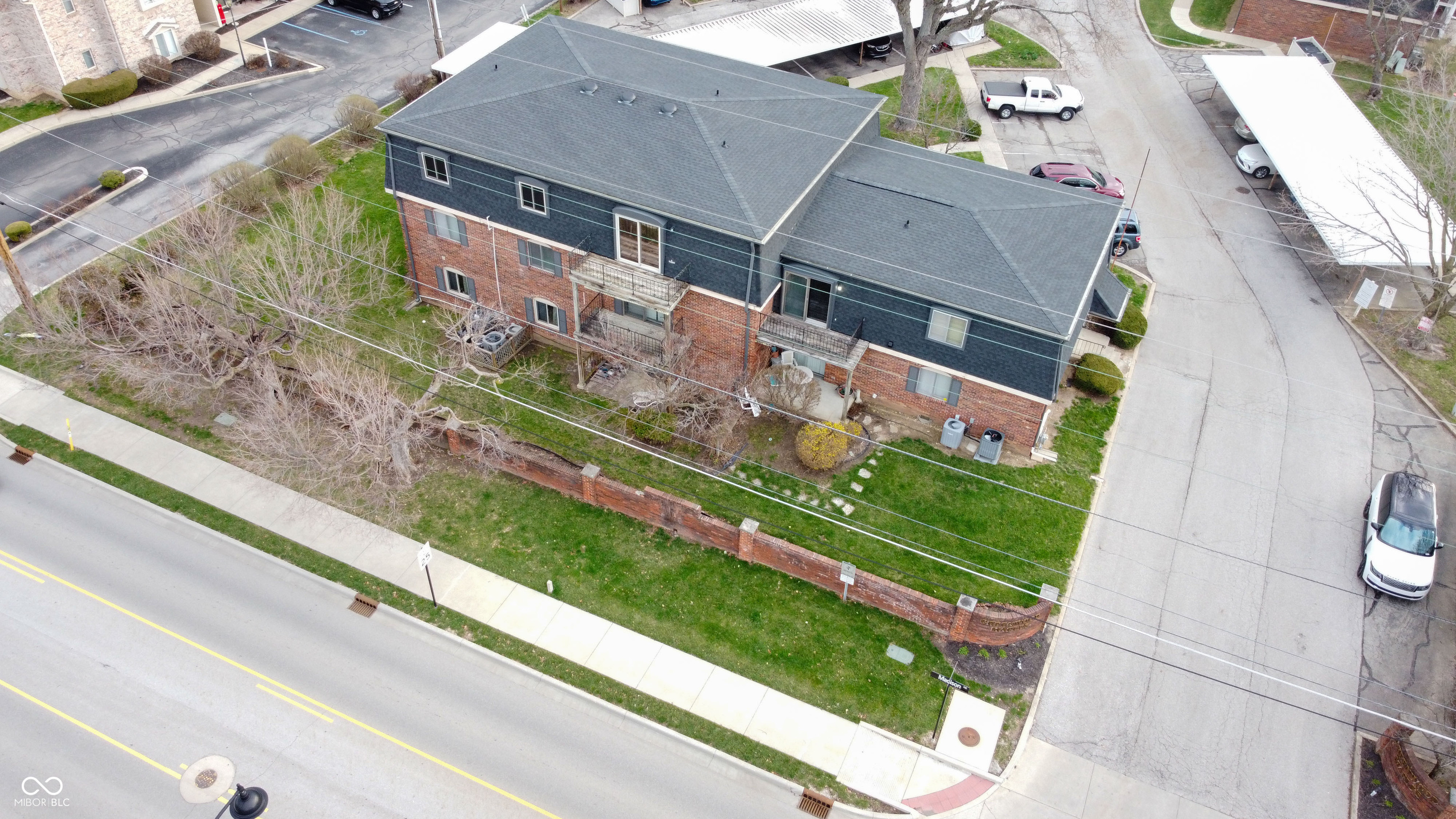 320 Elmead Court APT 2002