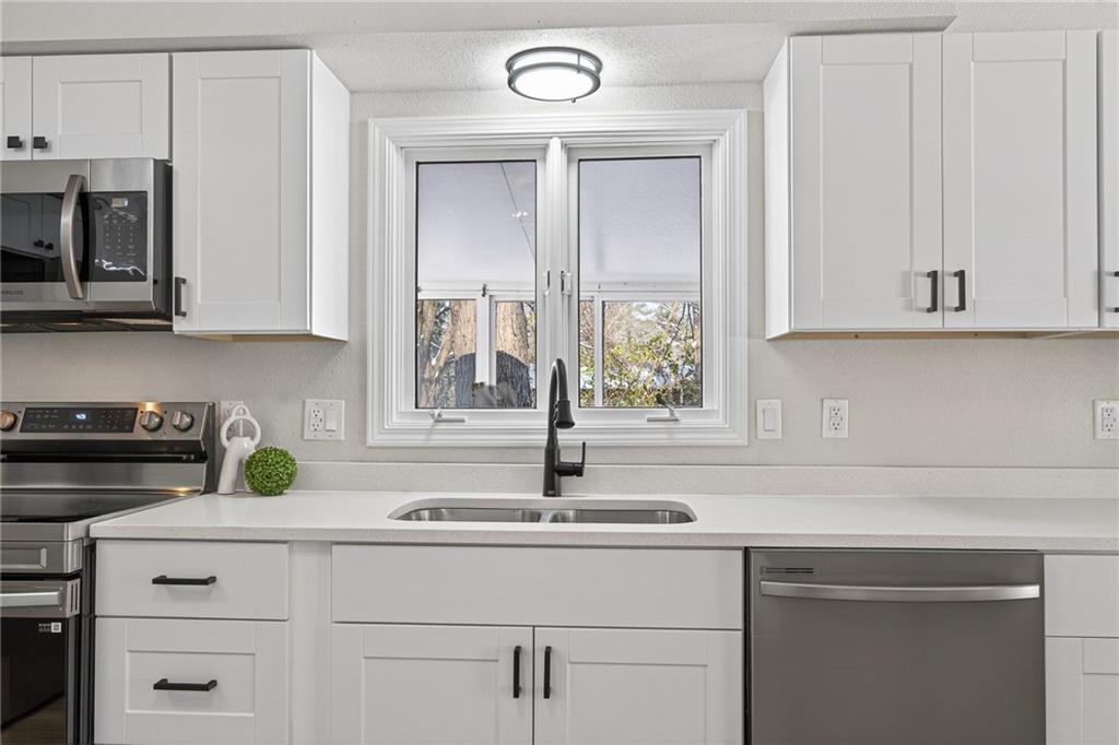 13606 Cypress Avenue