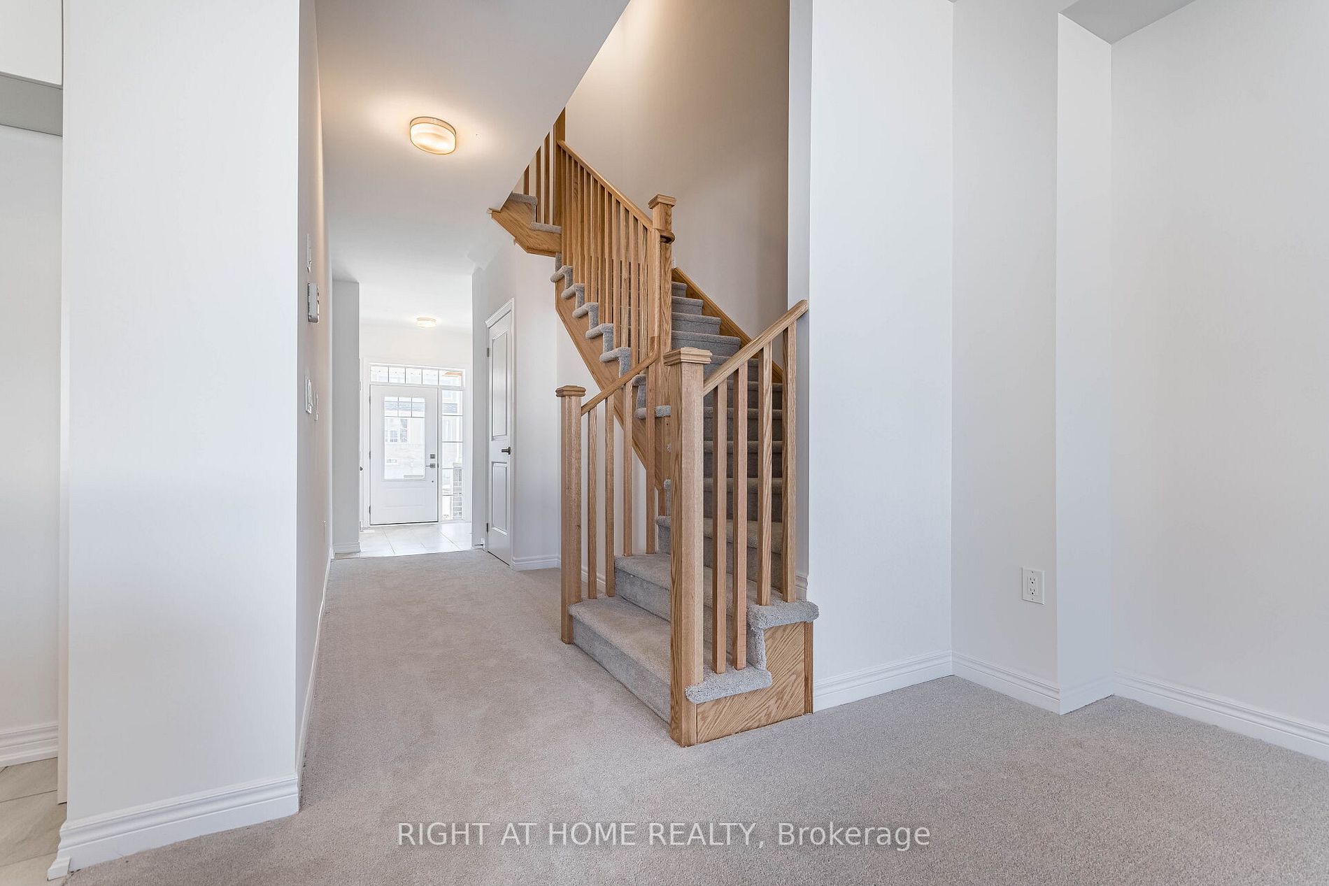 209 E Farley Rd
