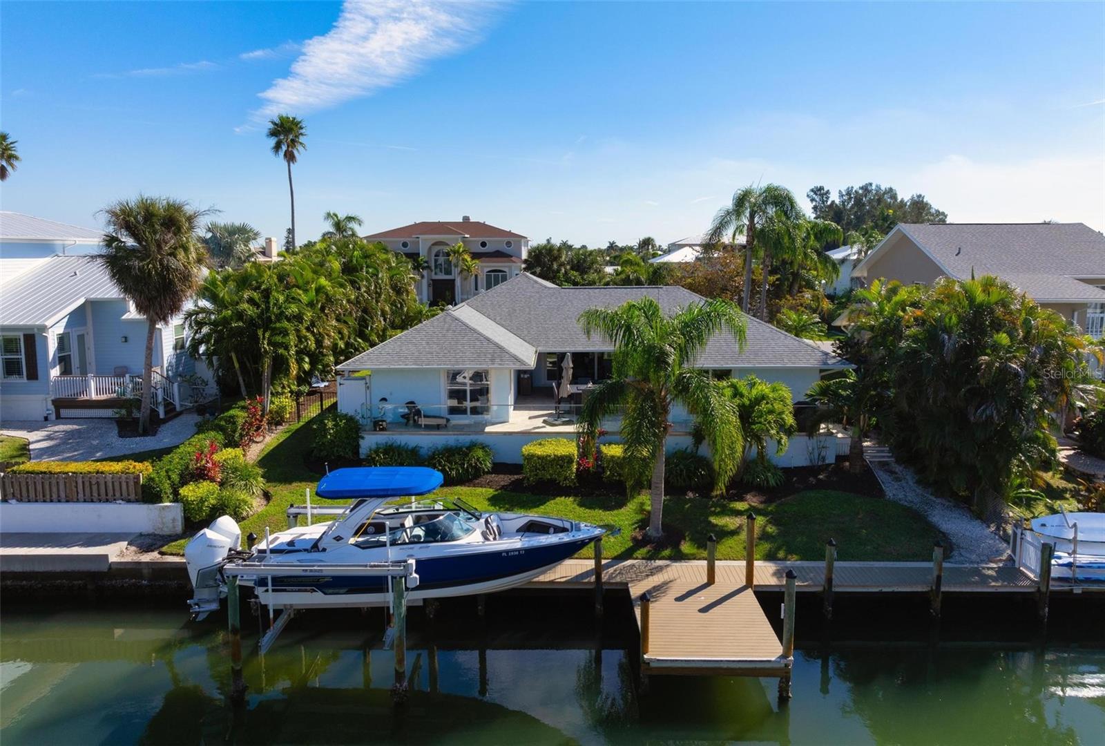 607 North Point Drive