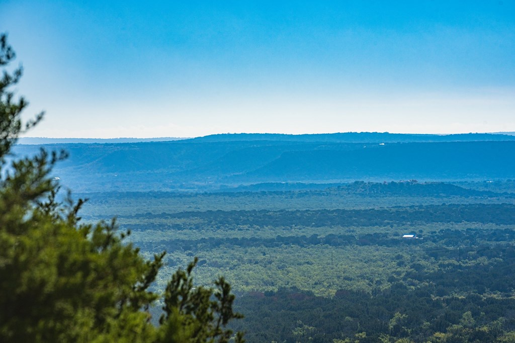 29 NE Big Draw Drive