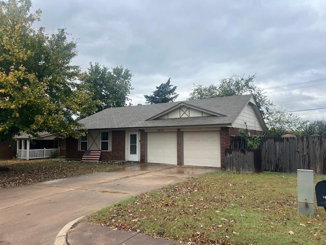 WOW!!! Under $200k 3/2/2 with Enclosed Patio...
Check it out. Won't last long.