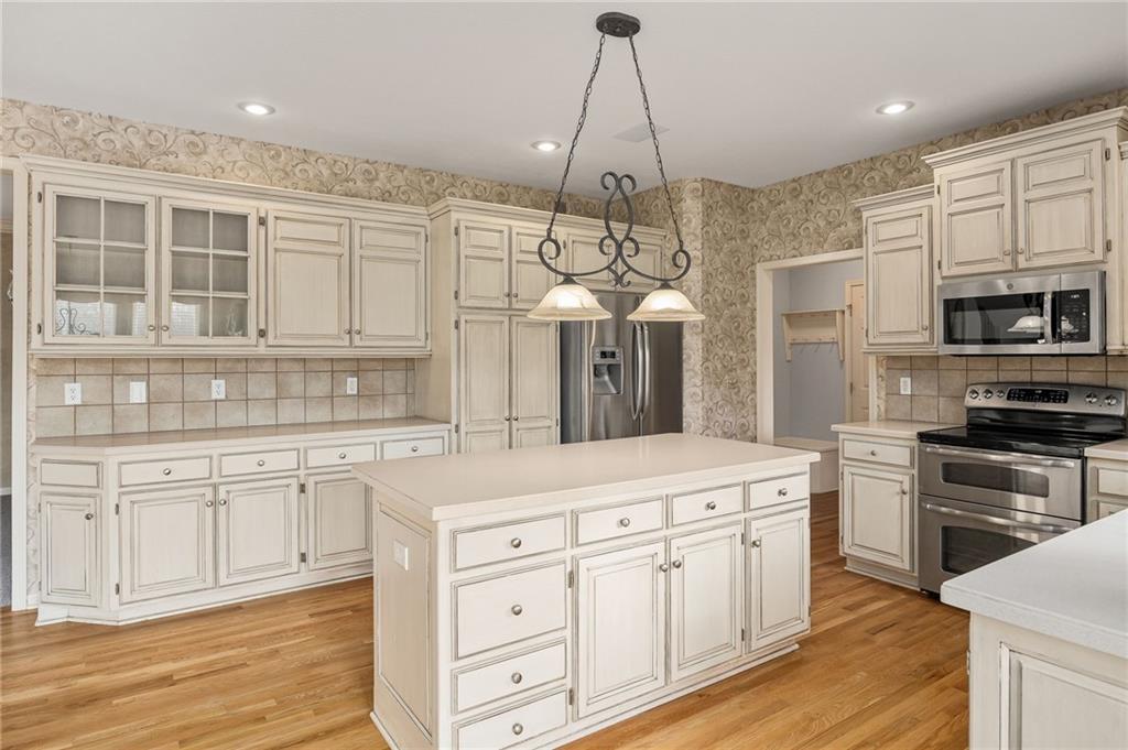 5619 NW 108th Terrace