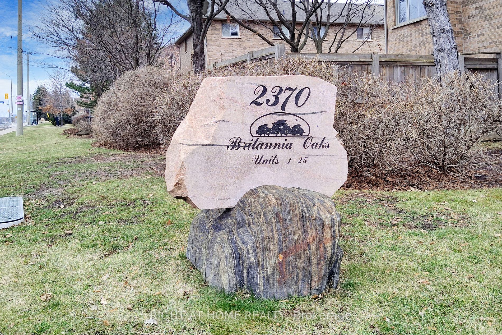 2370 W Britannia Rd 7