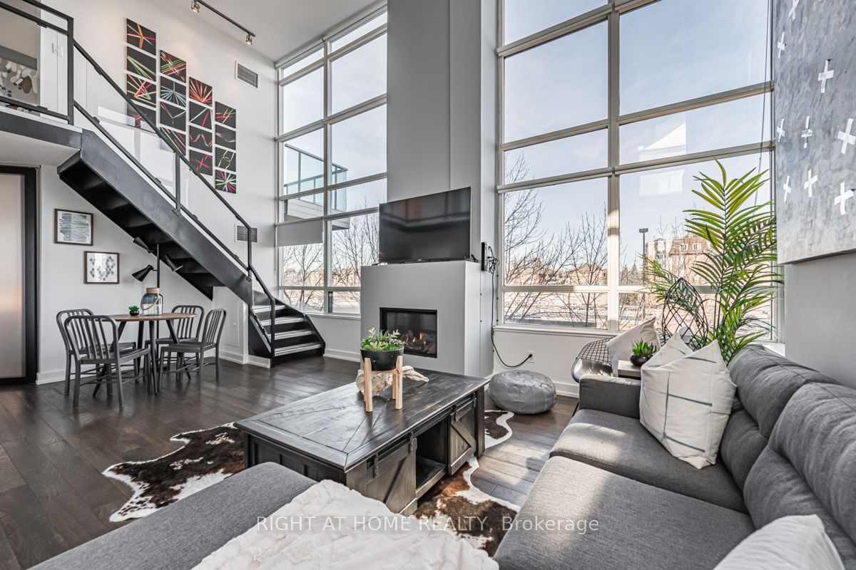 200 Manitoba St 235